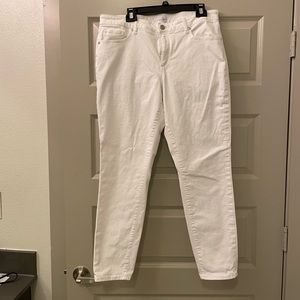 Loft Curvy Skinny Crop